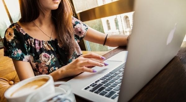 Sharing in Online Groups
